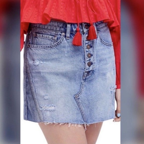 FREE PEOPLE WE THE FREE Distressed Denim Mini Skirt Button Fly Ripped - Picture 3 of 12